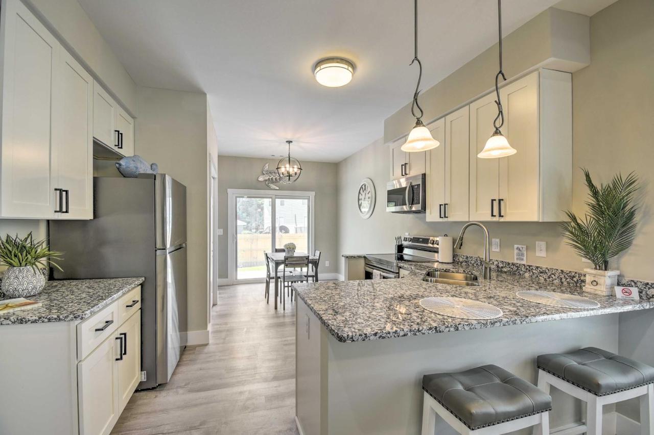 Ocean Isle Beach Home With Shared Lanai And Grill المظهر الخارجي الصورة