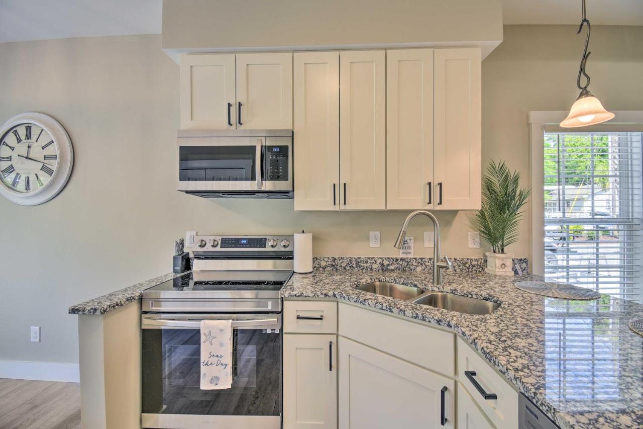 Ocean Isle Beach Home With Shared Lanai And Grill المظهر الخارجي الصورة