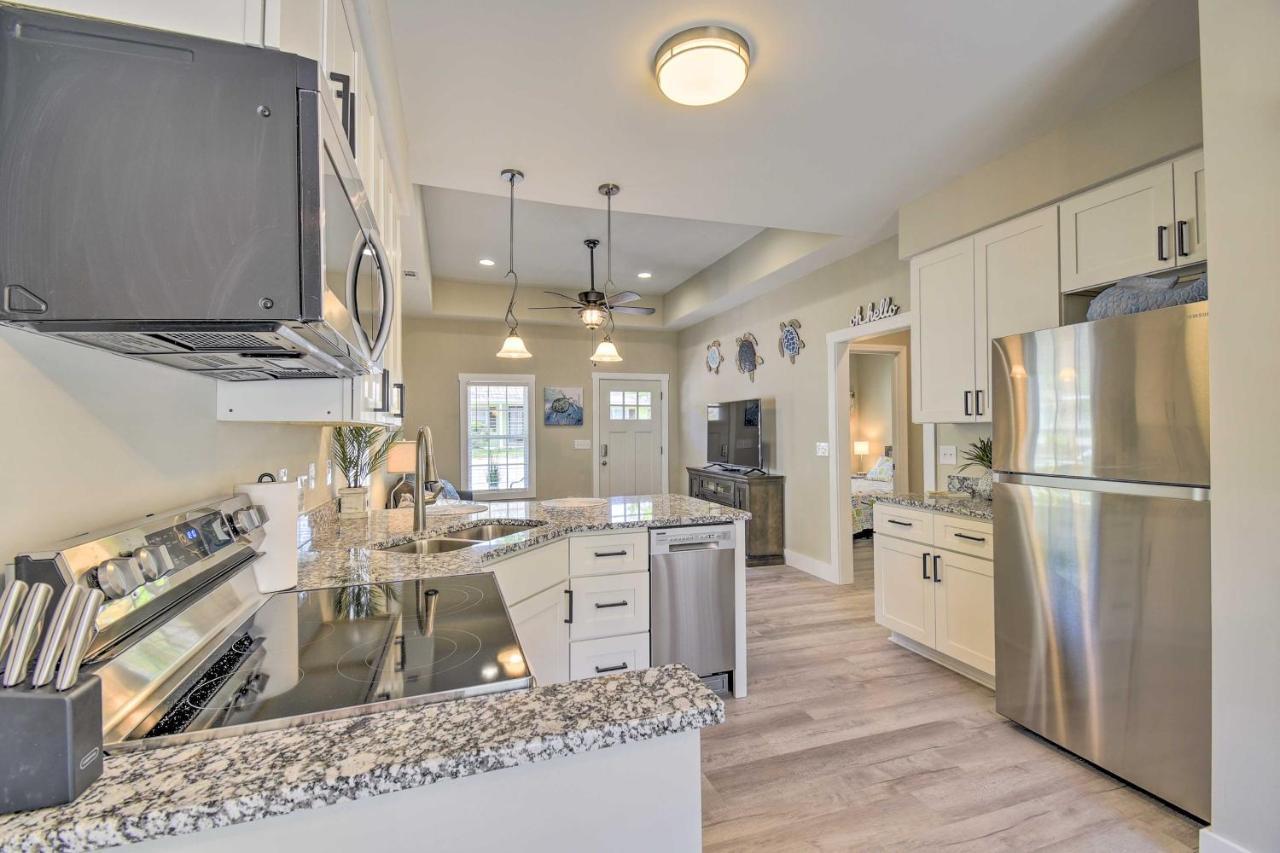 Ocean Isle Beach Home With Shared Lanai And Grill المظهر الخارجي الصورة